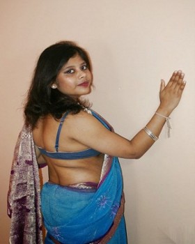सारी रात हम तीनों