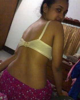 मुझे चूमने चाटने लगे